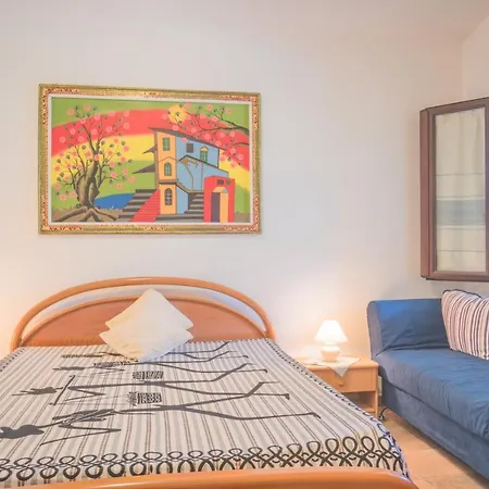 Delle Dalie, Solanas, Villasimius * Solanas (Cagliari)