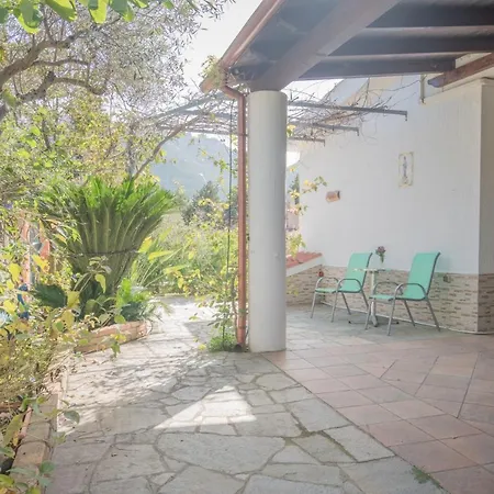 Villa Delle Dalie, Solanas, Villasimius